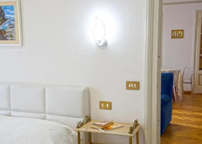 Liberty House סטרסה